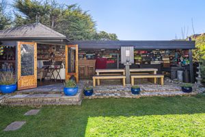 Photo 40- click for photo gallery